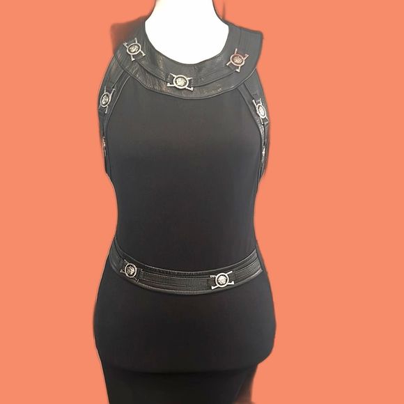 Monamel Vintage  Mini black dress  leather trim good condition   size small - Picture 4 of 6